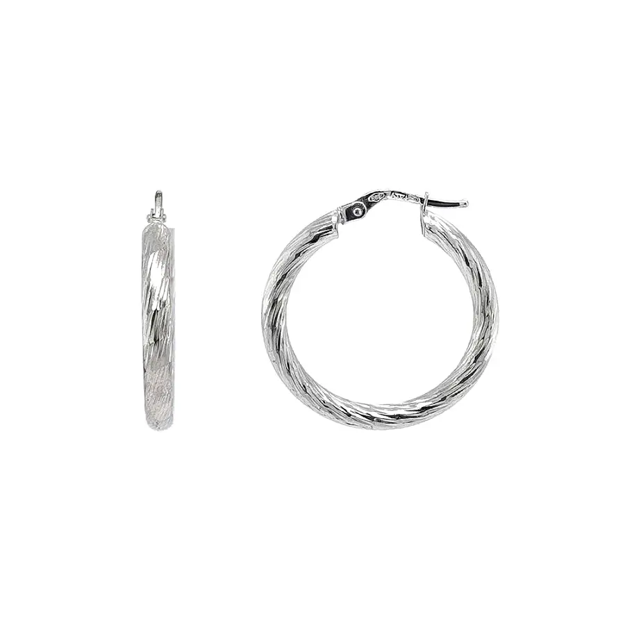 优雅的白金戒指--不可错过的闪耀光芒