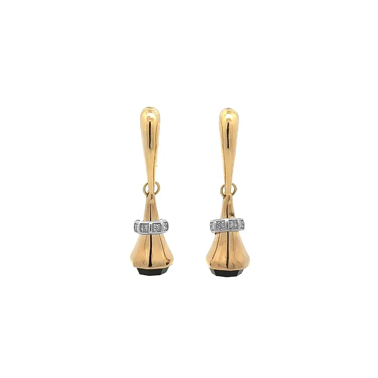 镶嵌黑色宝石的金色吊坠耳环