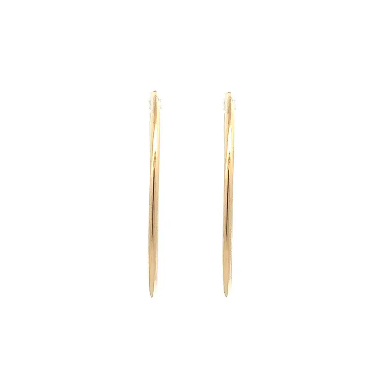 表面光滑的永恒黄金戒指