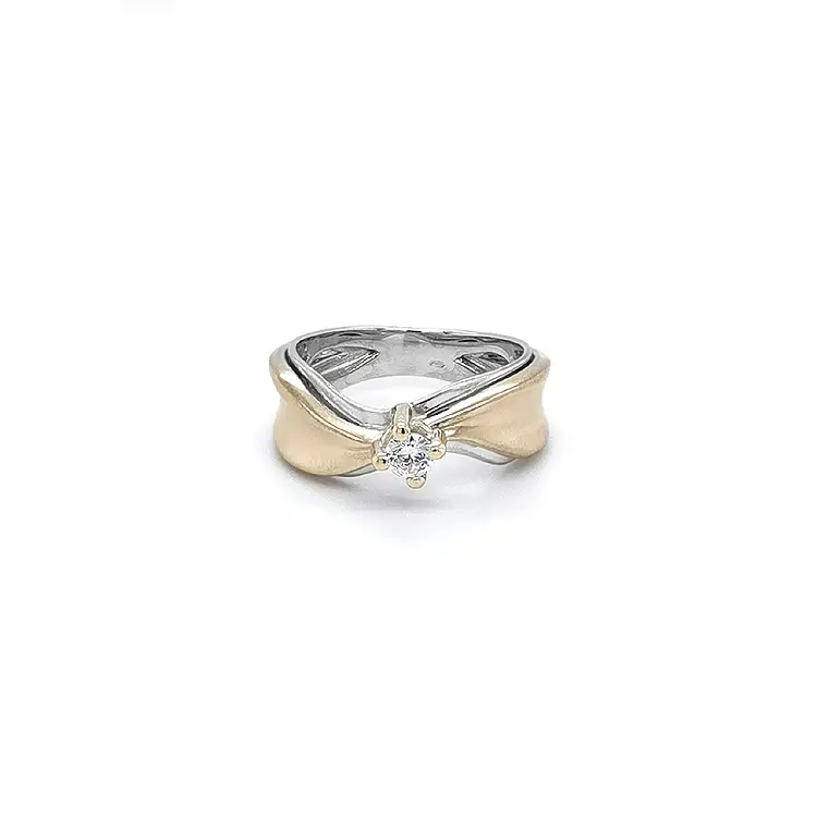 组合金镶锆石订婚戒指