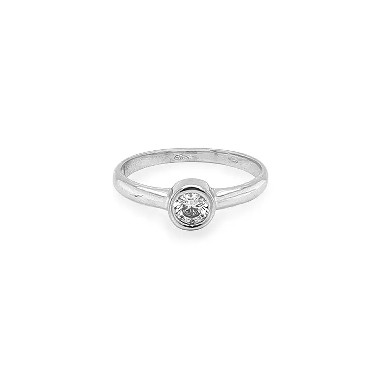 锆石金订婚戒指