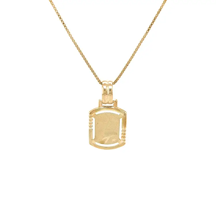 圣母标志黄金吊坠