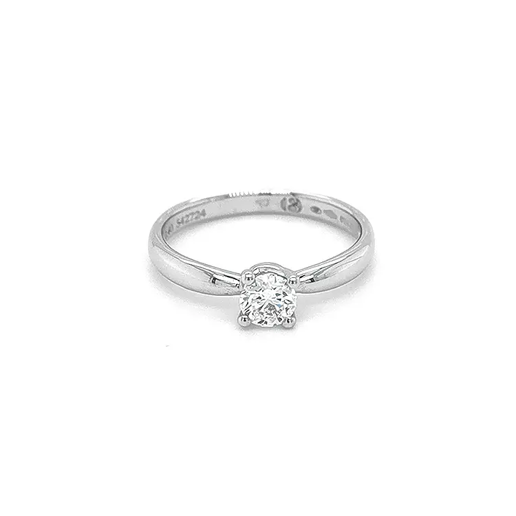 镶钻黄金订婚戒指